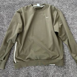 Nike crewneck sweatshirt